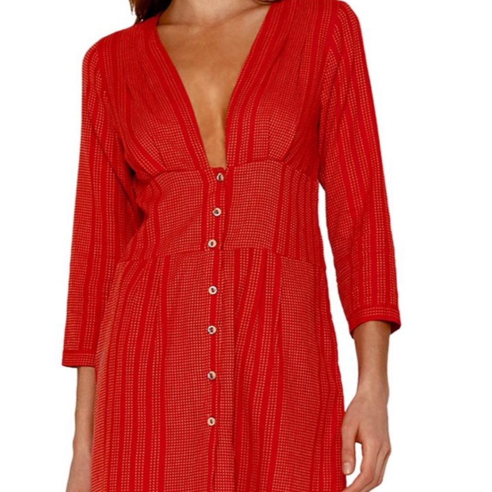 BRAND. NEW. just bought ViX paula cover up